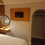 3 Medina Azahara Апартаменты Кордова